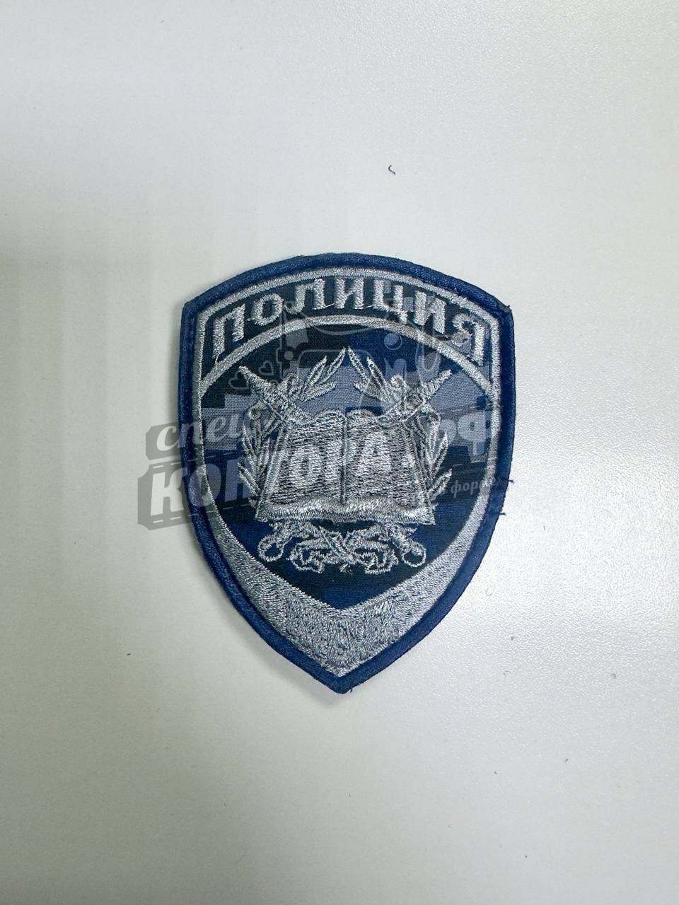 Шеврон Полиция России ВУЗ синий пиксель с лип.СП