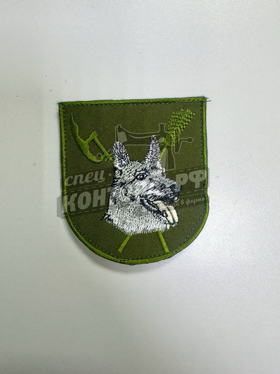Шеврон Военная комендатура хаки,красный с лип.СП