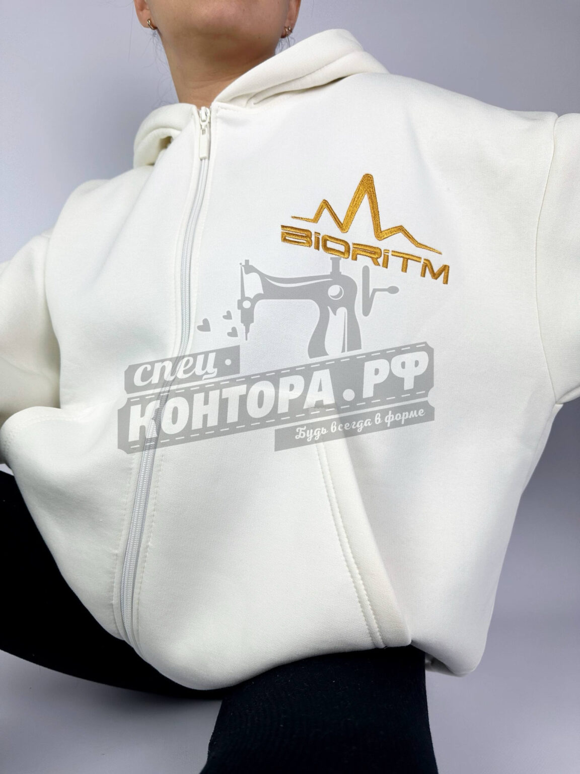Вышивка на худи СП